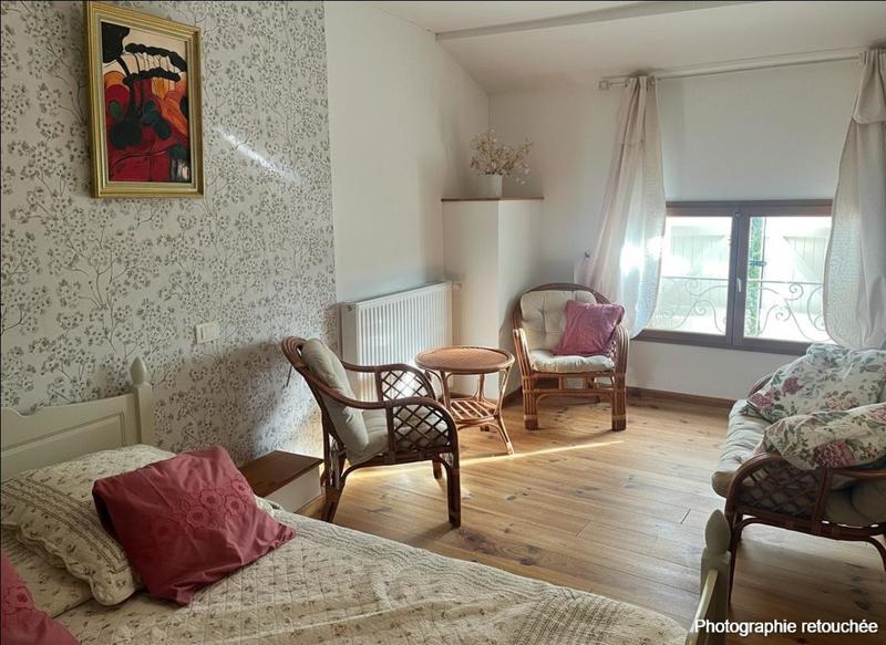 Maison - 462 m² - 21 pièces