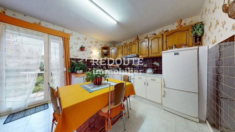 Propriété - 102 m²