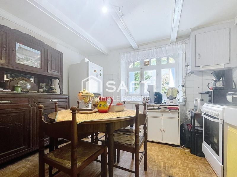 Maison - 150 m² - 7 pièces