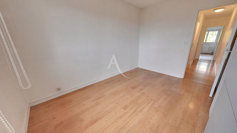 Appartement - 89 m² - 4 pièces