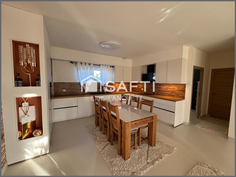 Maison - 125 m² - 4 pièces