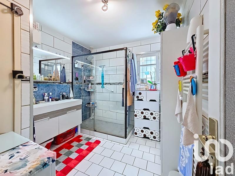 Maison - 104 m² - 5 pièces