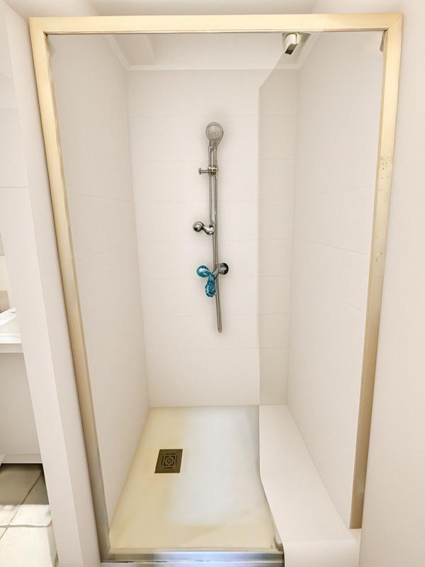 Maison - 264 m² - 10 pièces