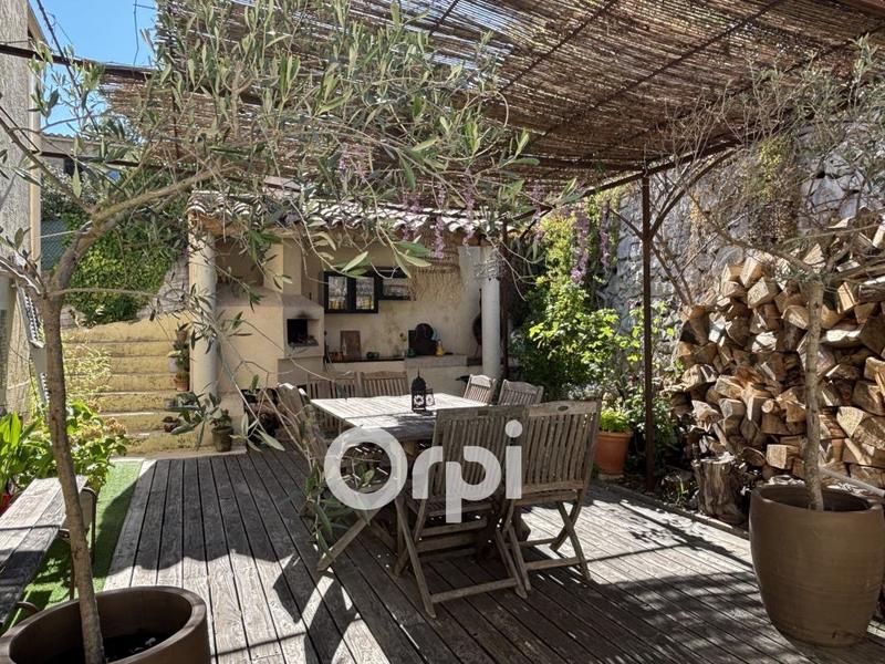 Maison - 98 m² - 4 pièces