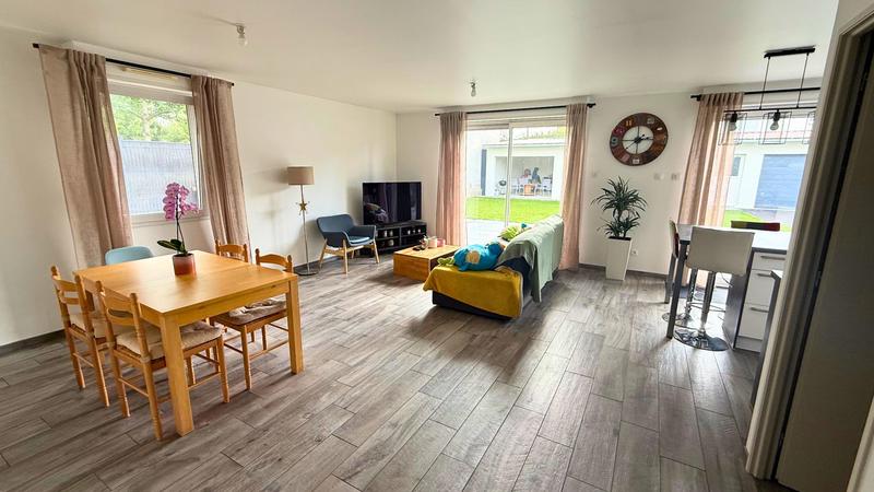 Maison - 104 m² - 5 pièces