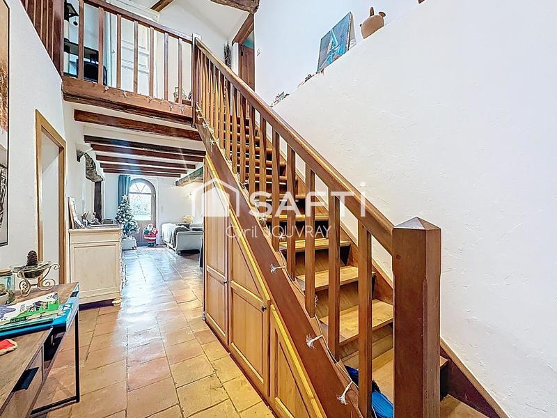 Maison - 140 m² - 5 pièces