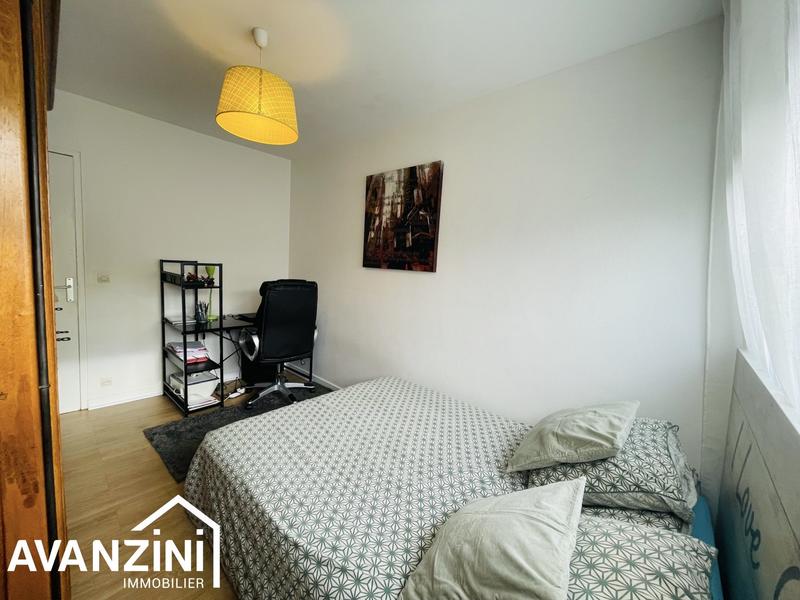 Appartement - 80 m² - 4 pièces