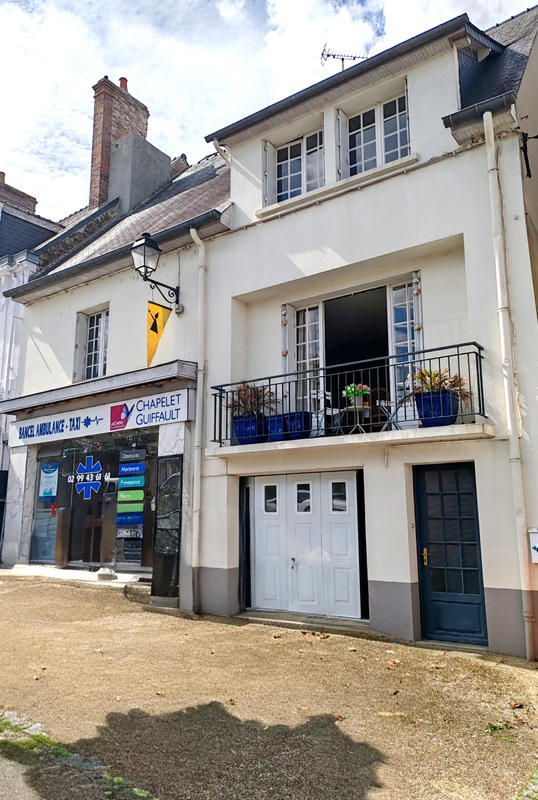 Maison - 218 m² - 5 pièces