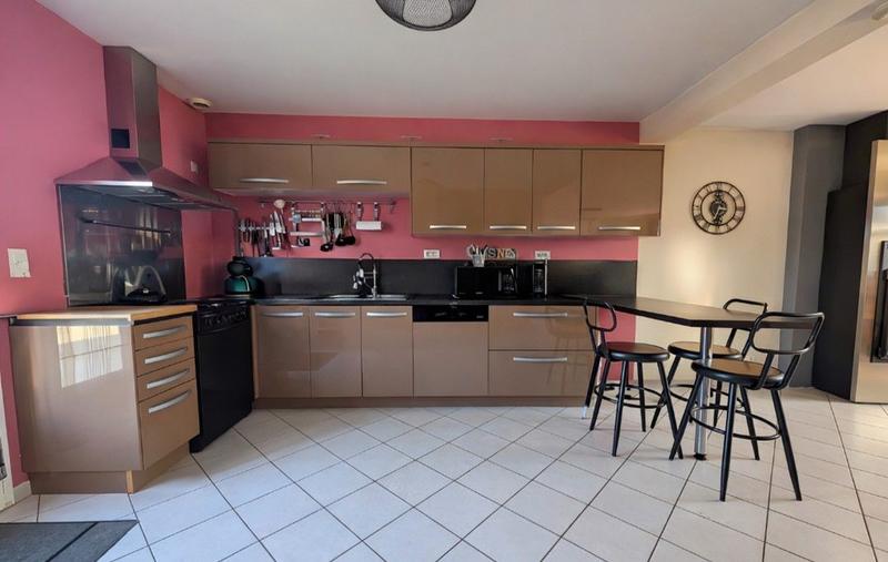 Pavillon - 120 m² - 5 pièces