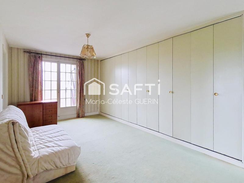 Maison - 248 m² - 7 pièces