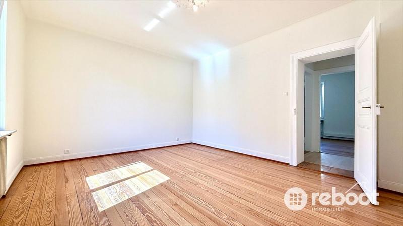 Appartement - 77 m² - 3 pièces