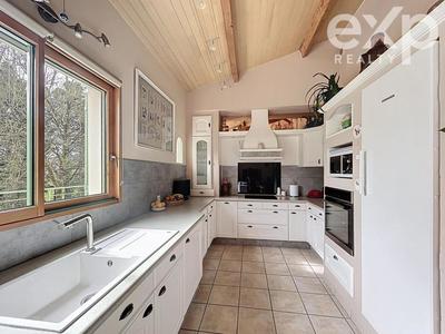 Maison - 177 m² - 6 pièces