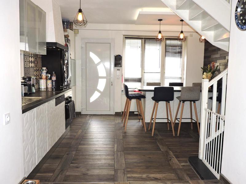 Maison - 80 m² - 3 pièces