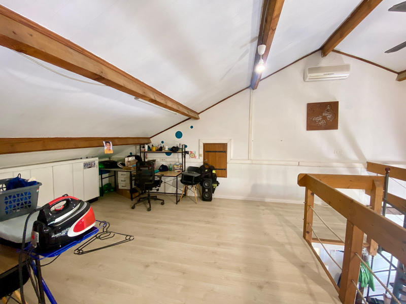 Appartement - 198 m² - 4 pièces