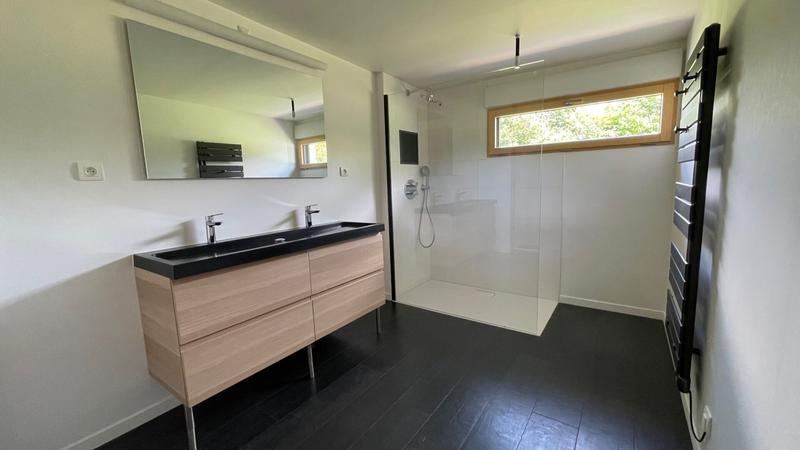 Maison - 142 m² - 6 pièces