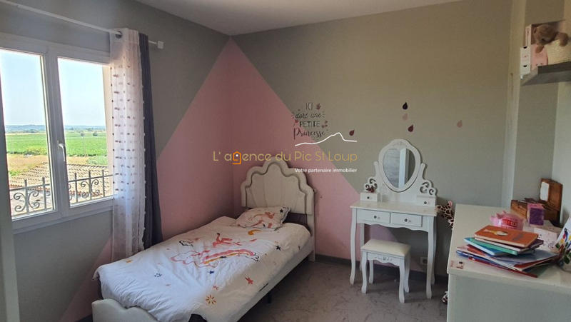 Villa - 220 m² - 8 pièces