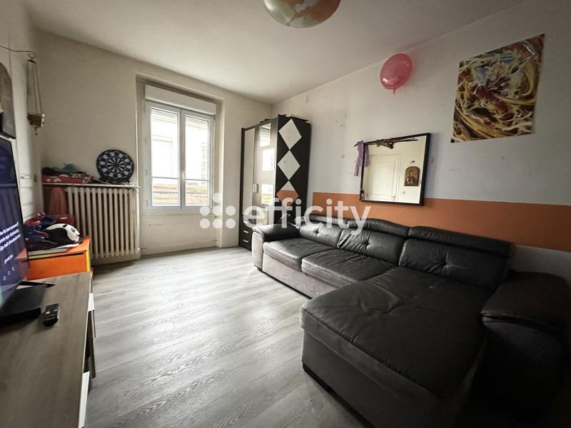 Maison - 95 m² - 6 pièces