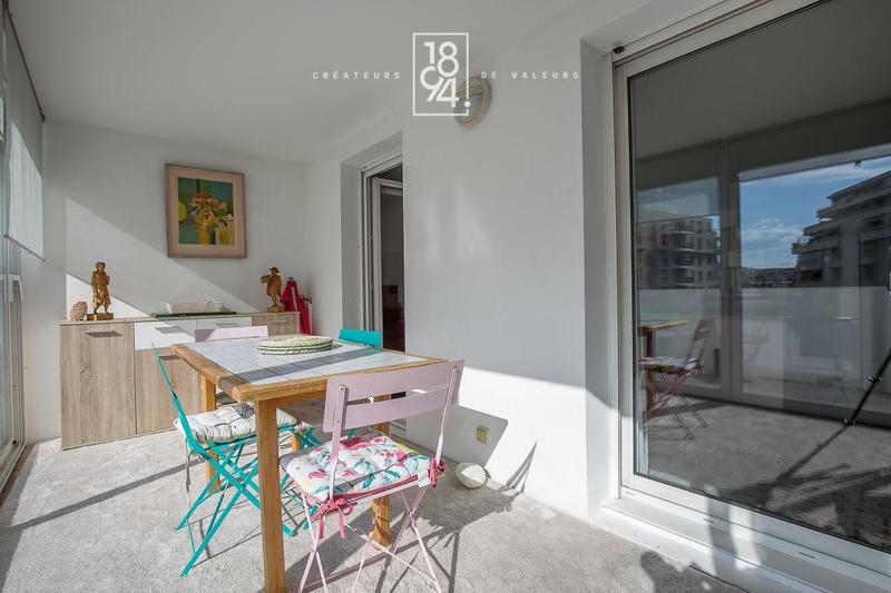 Appartement - 80 m² - 3 pièces