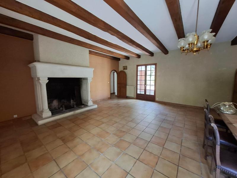 Maison - 180 m² - 8 pièces