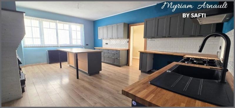 Maison - 187 m² - 8 pièces