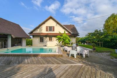 Maison - 194 m² - 8 pièces