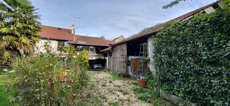 Maison - 185 m² - 7 pièces