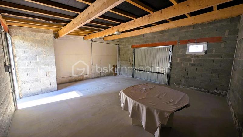 Maison traditionnelle - 149 m² - 6 pièces