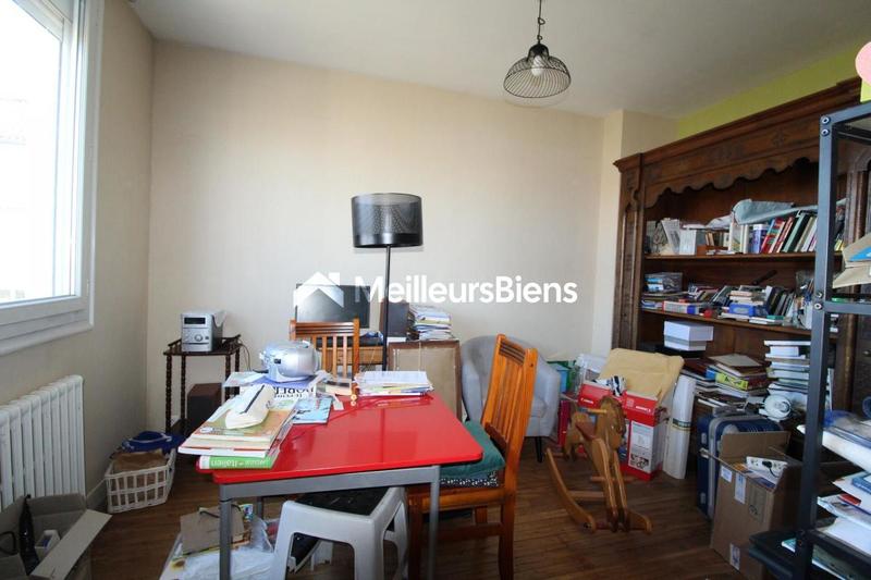 Maison - 93 m² - 5 pièces