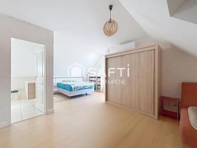 Maison - 151 m² - 7 pièces