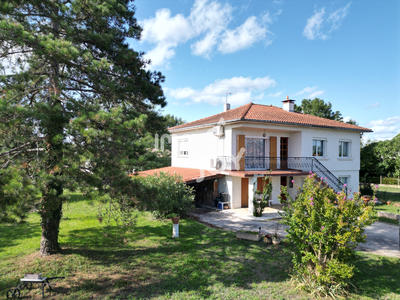 Maison - 164 m² - 6 pièces