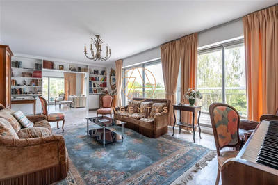 Appartement - 157 m² - 5 pièces