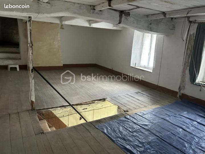 Maison en pierre - 100 m² - 4 pièces