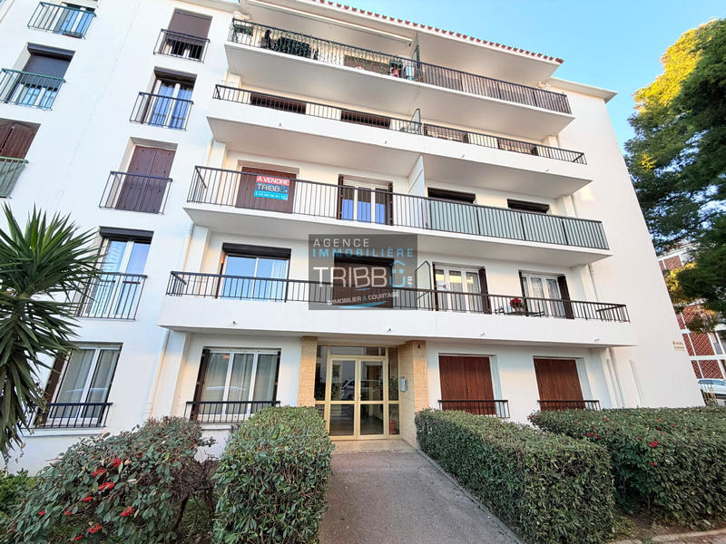 Appartement - 75 m² - 3 pièces