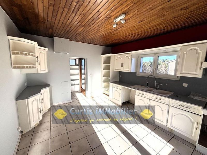 Maison - 146 m² - 5 pièces