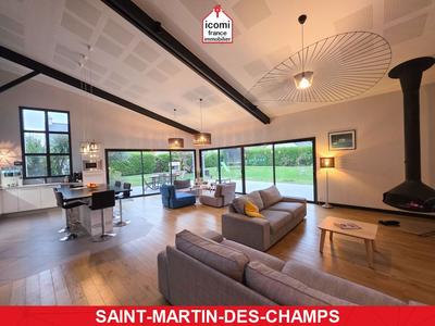 Propriété - 250 m² - 8 pièces