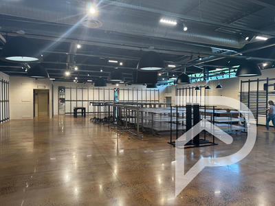 Local commercial - 600 m²