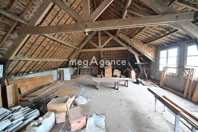 Maison - 190 m² - 2 pièces