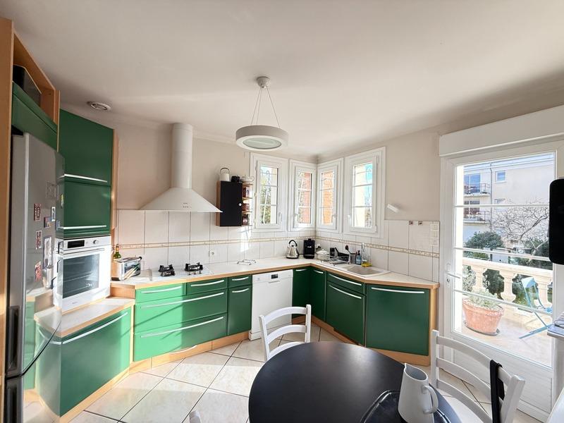 Maison - 131 m² - 6 pièces