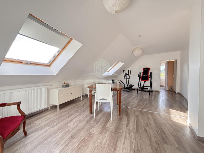 Maison contemporaine - 196 m² - 7 pièces