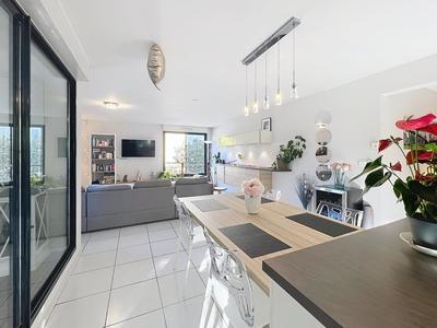 Appartement - 101 m² - 5 pièces