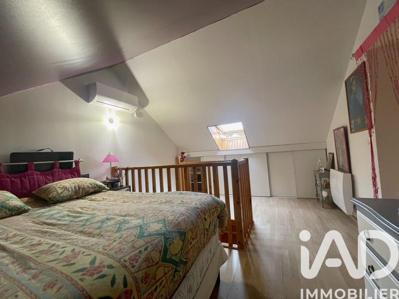 Maison - 111 m² - 7 pièces