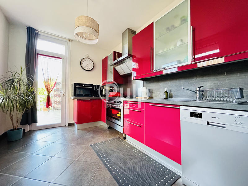 Maison - 184 m² - 6 pièces