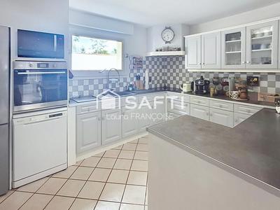 Maison - 132 m² - 6 pièces