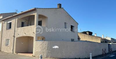 Maison traditionnelle - 150 m² - 6 pièces