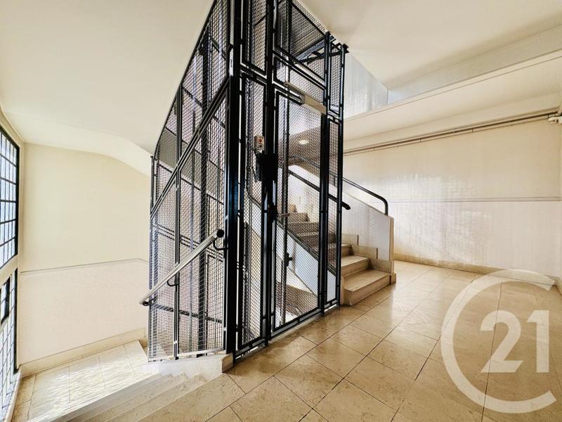 Appartement - 88 m² - 4 pièces