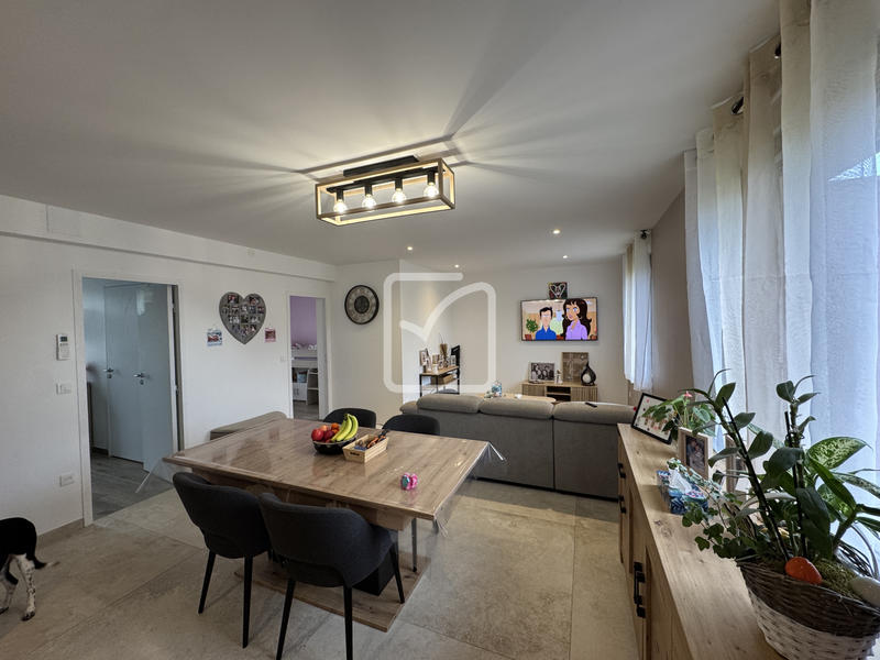 Maison - 579 m² - 19 pièces