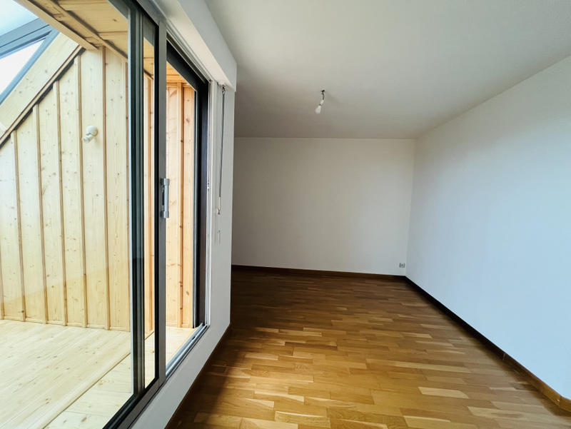 Maison - 200 m² - 10 pièces