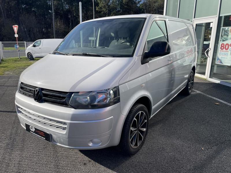 Volkswagen T5 Other Transporteur Fourgon Utilitaires léger en 3 places moteur 2 litres Tdi 102