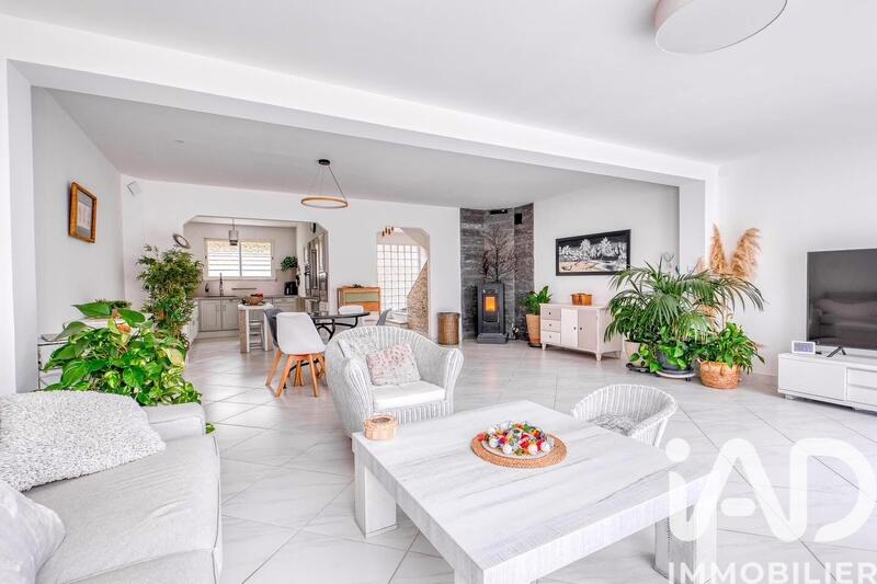 Maison - 100 m² - 4 pièces