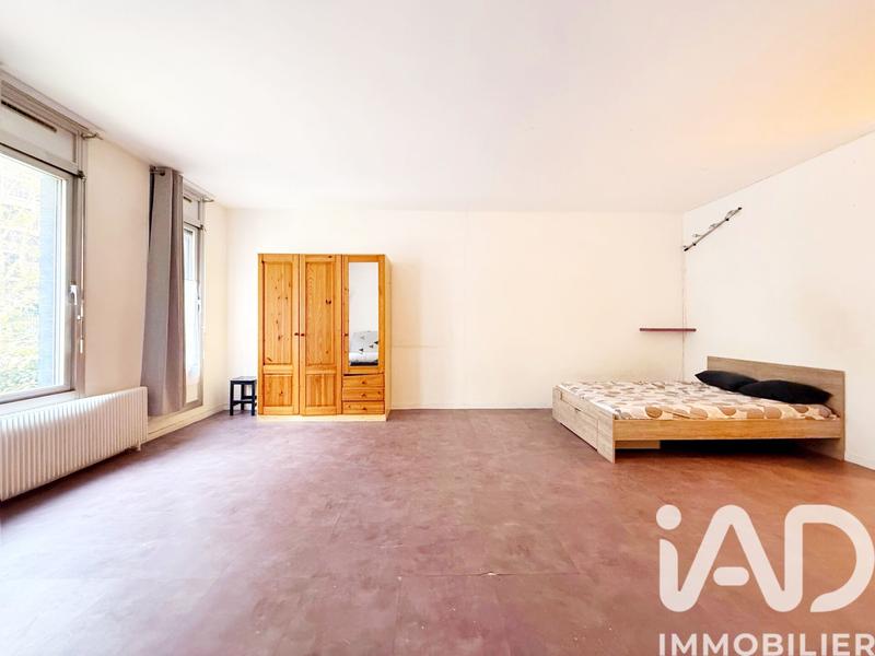 Studio - 40 m² - 1 pièce